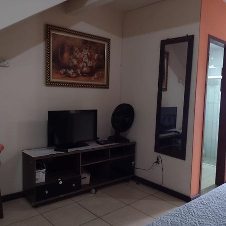 Conforto e simplicidade! Casa top com garagem, cozinha, banheiro e quarto Cabo Frio Exterior foto